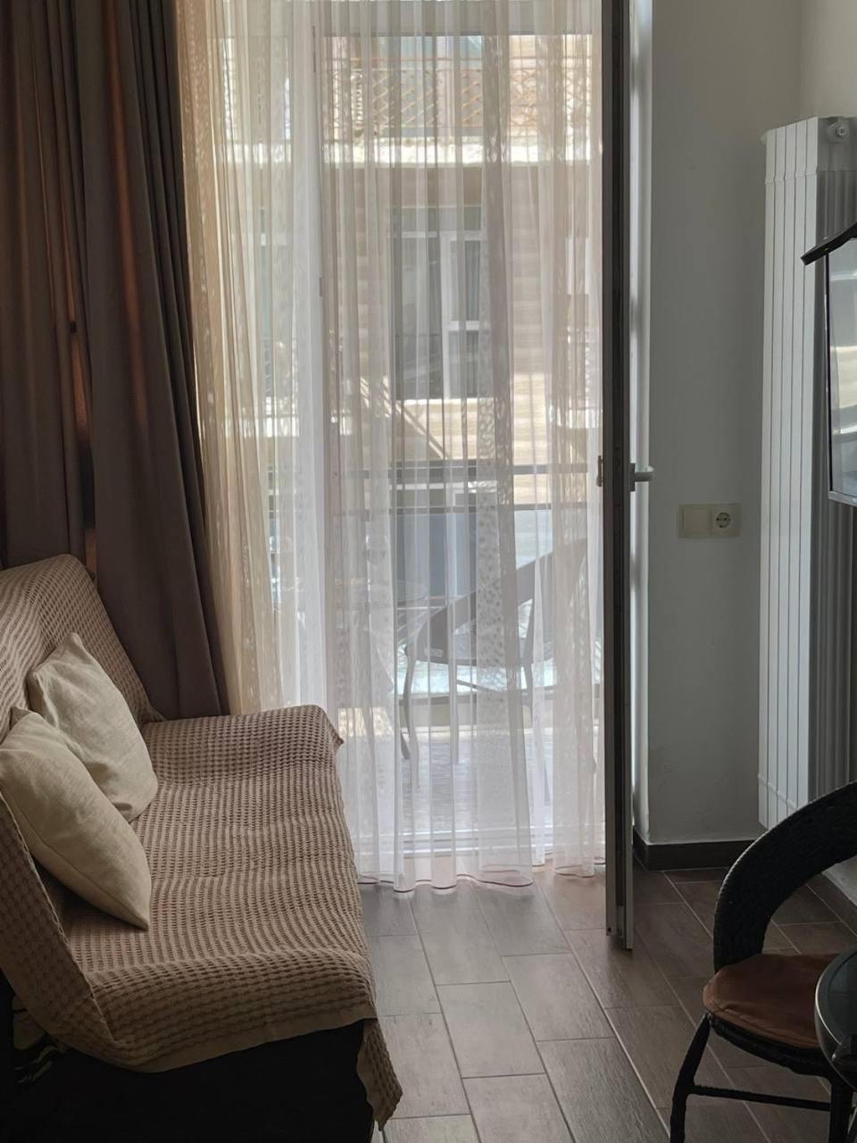 Apartments Kristo บาทูมิ ภายนอก รูปภาพ
