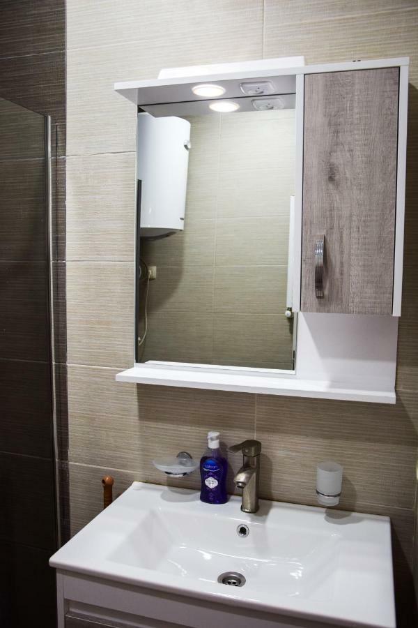 Apartments Kristo บาทูมิ ภายนอก รูปภาพ